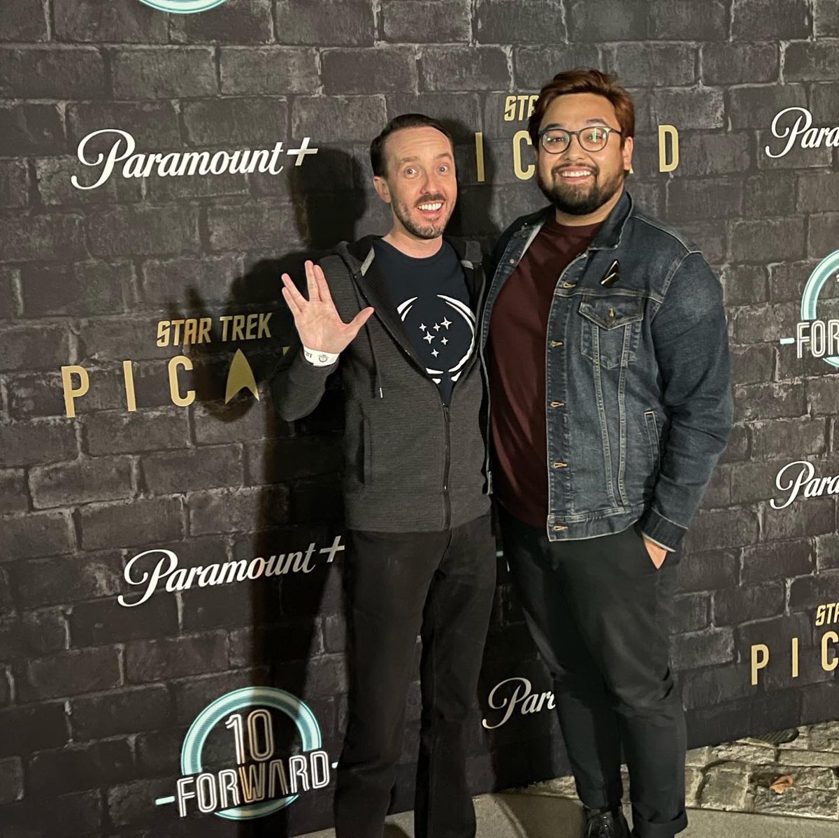 GrodeckiDesigns's tweet photo. What better way to wind down than at #TenForward with a Jean-Luc Earl Grey Martini and my own number one! #StarTrekPicard #ParamountPlus #StarTrek #Cocktails #tenforwardtheexperience https://t.co/G0XpUYZFUe