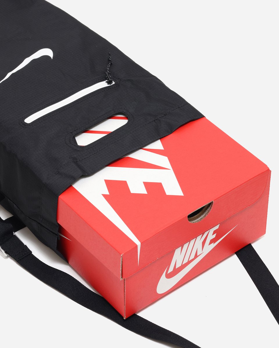 AandS_official's tweet photo. in store now
■NIKE STASH TOTE
COLOR : BLACK
SIZE : 13L (W36×D15×H43)
PRICE : ¥3,300 (tax incl.)
https://t.co/TsGTfgXowU
#a_ands
#NIKE
#NIKESTASHTOTE https://t.co/nHXd3UoRde
