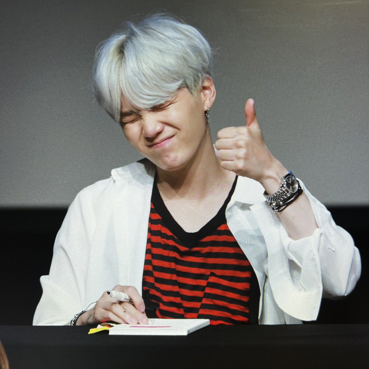 MeekXMild's tweet photo. #방탄소년단 #방탄 #윤기 #슈가 #데이터

싸게 드려요 퀄 보장합니다!
스케 사진하고 프리뷰, 가격은 타래로 이을게요:) https://t.co/VffjumGKFF