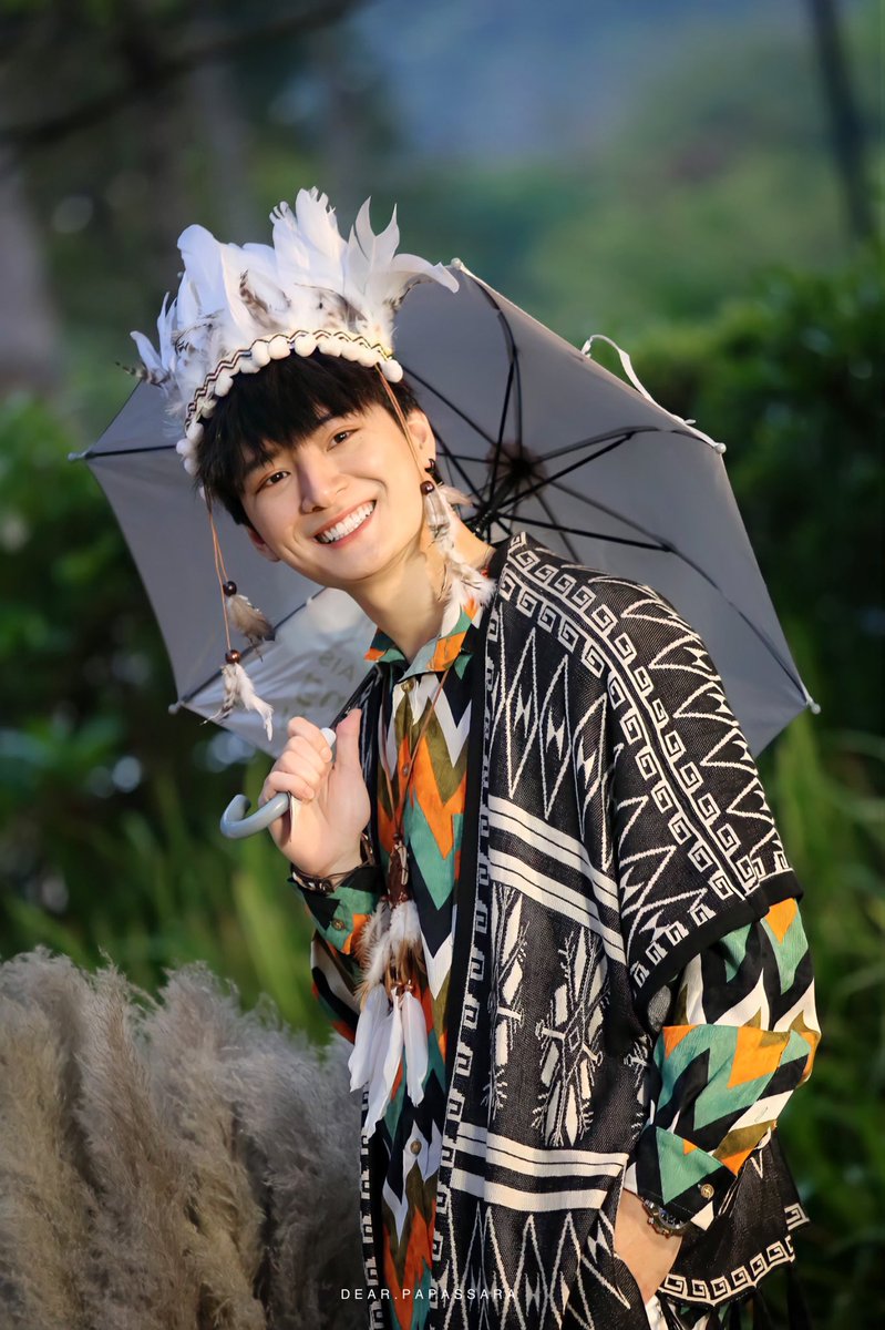 dear_papassara's tweet photo. ~ น้องคิดยิ้มแฉ่ง แก้มแด๊งแดงงงงงงงงง 😊☺️

#AISCallingMelodyPartyOntheHill
#KristPerawat https://t.co/GR0L8pfej3