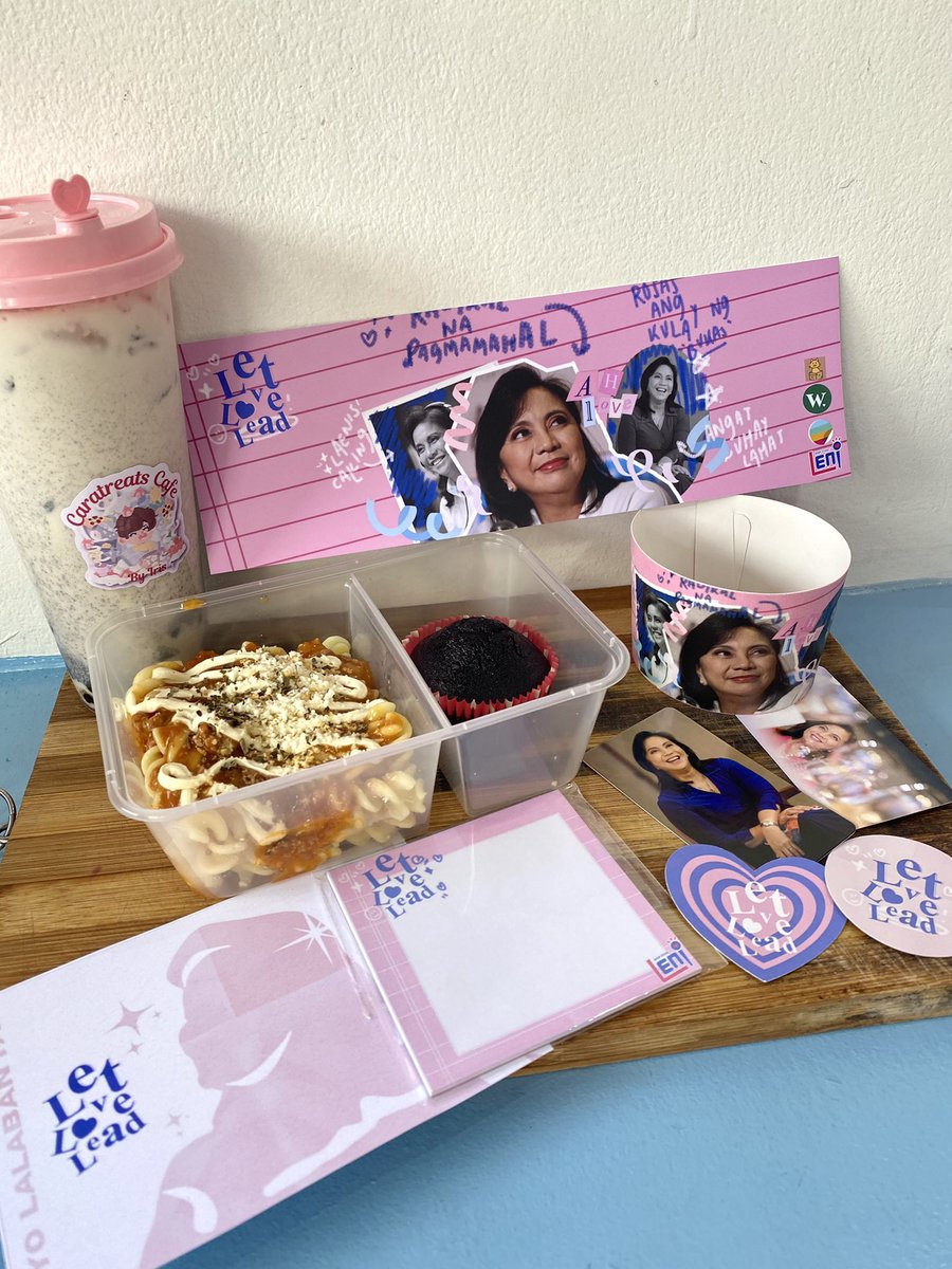 caratreatscafe's tweet photo. You heard it right! 🥳
The Leni sunbaenim freebies are back! 
Get a Cupsleeve + Banner for a minimum purchase of Php250. 
Send us a DM to order! 💌💕

Available for Delivery, Dine-in, Pick-up. 

#LetLoveLead
#IntoTheNewPH
@KPOPSTANS4LENI 
#lakasngkpopstans https://t.co/eGagfR6ZAJ