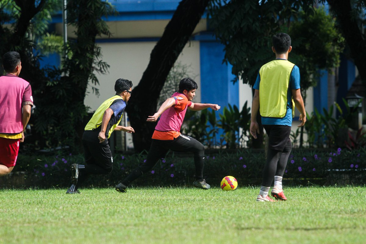 aldiagano's tweet image. Menolaktua