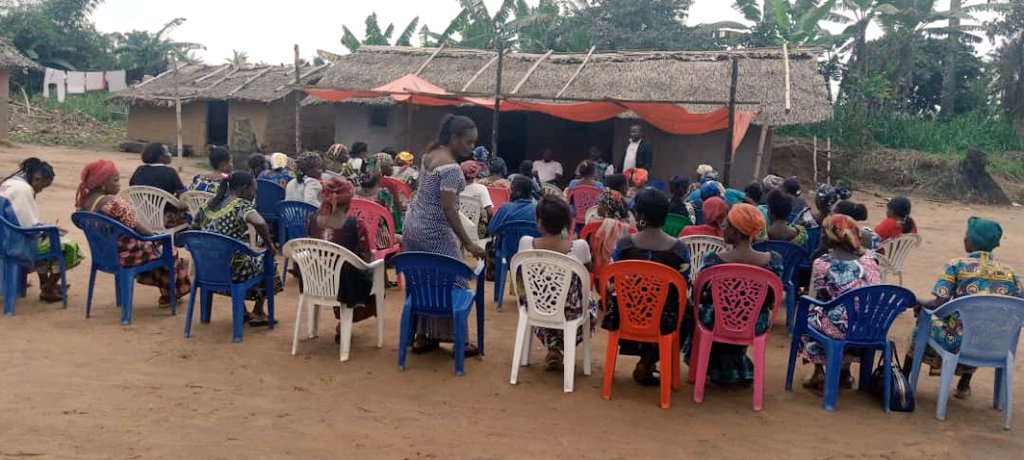 FAKA_FOUNDATION's tweet photo. #JIF2022 
L'hon #ASSANI a partagé ce samedi avec les femmes en vue de cadrer les activités durant ce mois avec elles.
Réfléchir pr agir ensemble avec elle.
@AssembleeN_RDC 
@KabilaOlive @CMbosoNkodia https://t.co/6zkatVCsgc