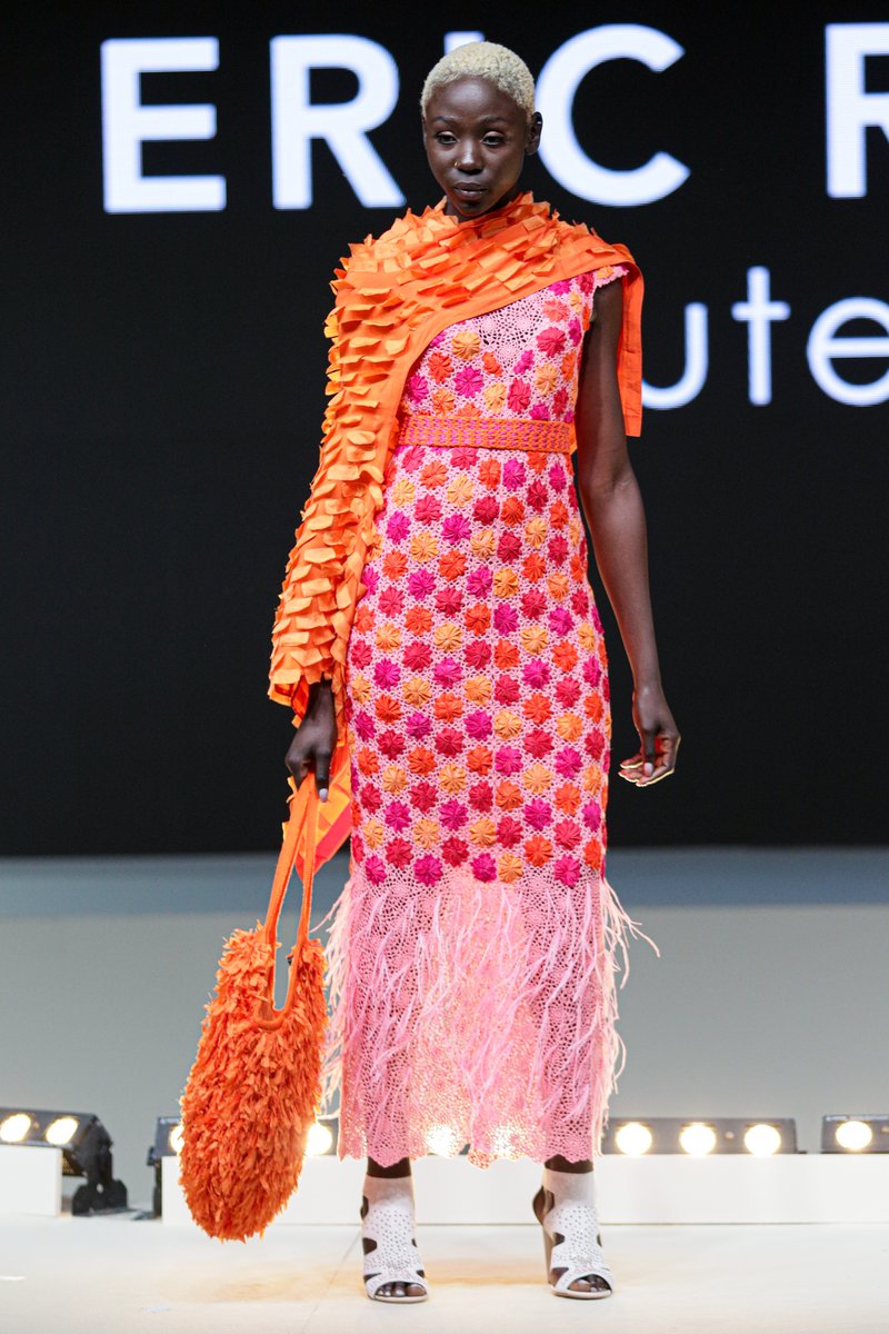 AFI_sa's tweet photo. #WomenswearFashionCollective in Abu Dhabi featuring Eric Raisina, in partnership with @Forbes #Forbes3050!!!👏
Click link to watch the show:
https://t.co/uT6nwFTBek
#AFIinAbuDhabi #RunwayLooks #GlobalPlatform #AfricanFashionInternational #HouseofNa https://t.co/ULXqSelyzD