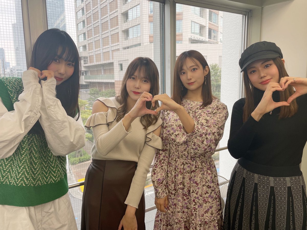 SakuraGirl2020's tweet photo. 「Good Choice Radio」内
🌸さくらガール笑顔満開🌸

💍放送日
毎週日曜日　25:00〜

💍視聴

https://t.co/8bHKymAYRe

💍出演メンバー
吉田明加/神谷泉水/渡部歩/水城ななえ/福原凪奈/かれん

ぜひお聴きください👾

#さくらガール笑顔満開
#日本さくらガールプロジェクト
#FMAICHI  #ぐちょラジ https://t.co/XdcXtYXCig