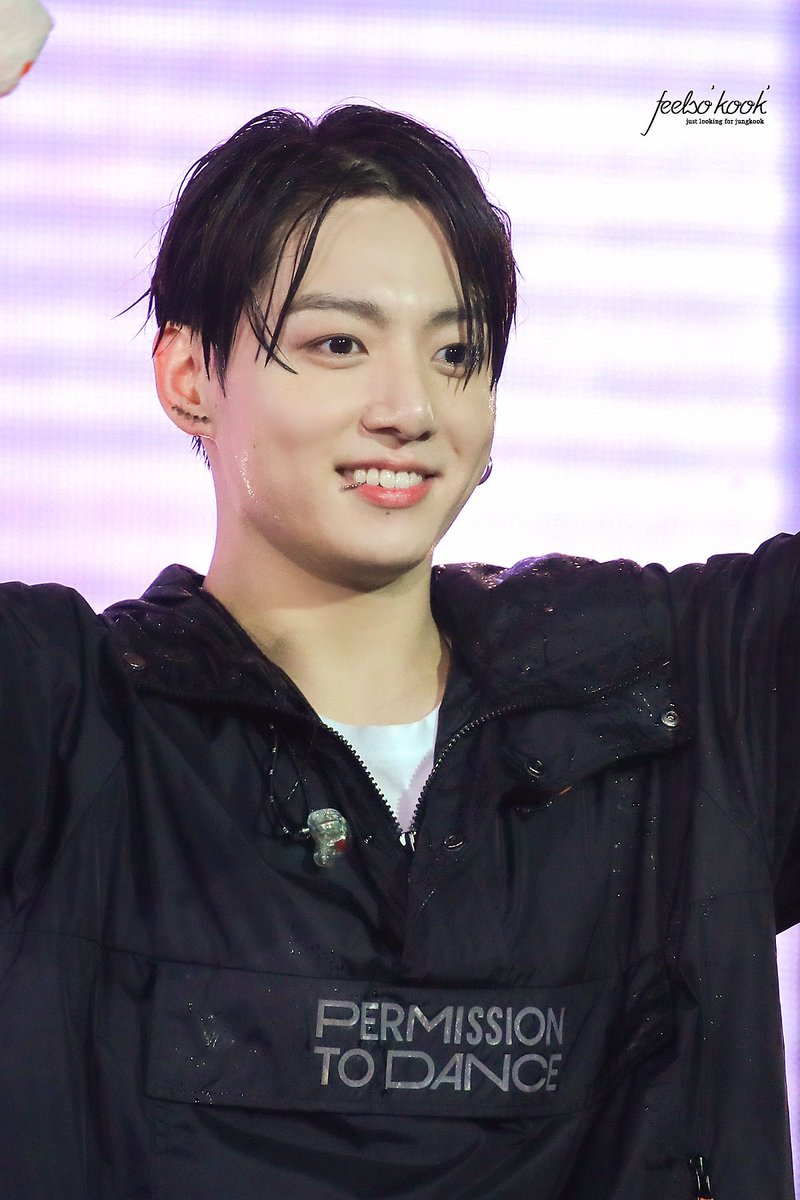 FEELSOKOOK🐰 tweet media