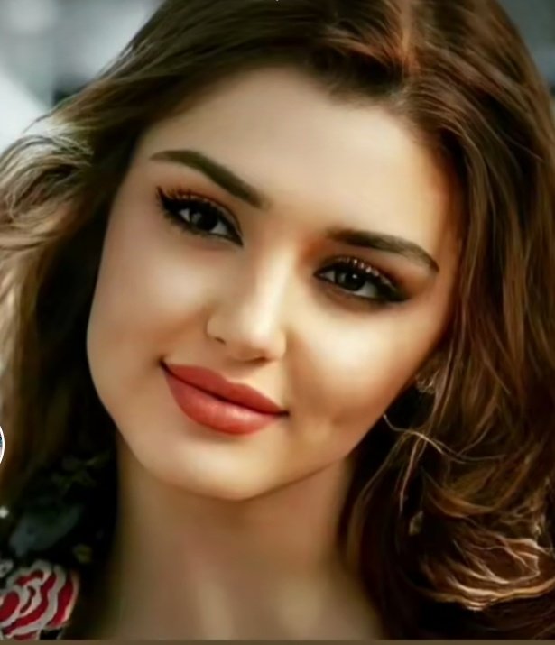 هذه اني بعدني انحب
وبعدني شما عتكـ لوني
 أرد. من اول اترتب
يما تدري الذهب مرغوب
لا ينمل. ولا ينذب 

صباحكم غوالي