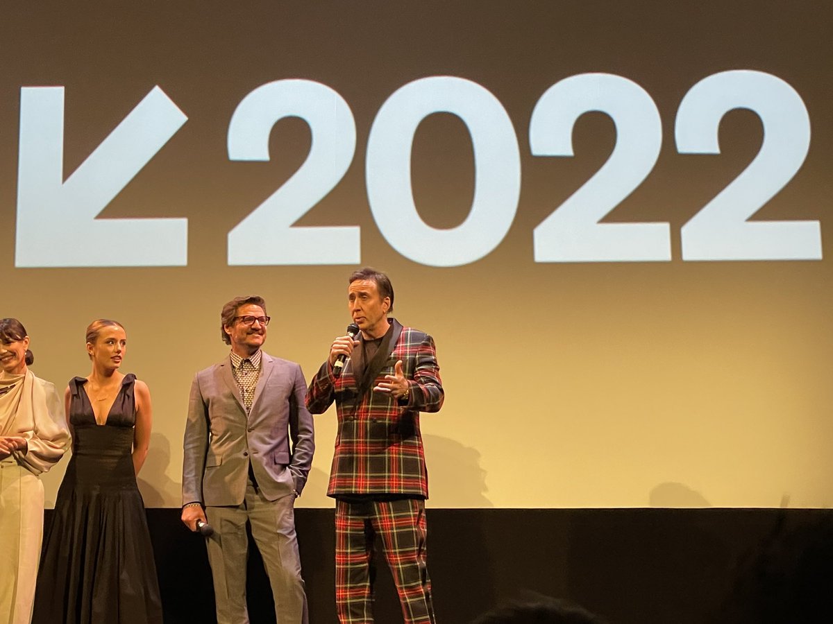 Nicolas Cage’s suit at THE UNBEARABLE WEIGHT OF MASSIVE TALENT premiere🔥🔥🔥

#SXSW2022