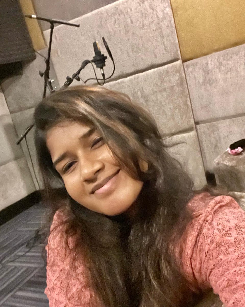 akshayapraba's tweet photo. #EtharkumThunindhavan 
My sincere gratitude to director Pandiraj sir @pandiraj_dir for believing in me and giving me this opportunity also MSRaj sir for moulding my modulations through out the film 
Hope we work soon again 🤗
- Voice of Aadhini #akshayapraba https://t.co/drhpMI7JZC