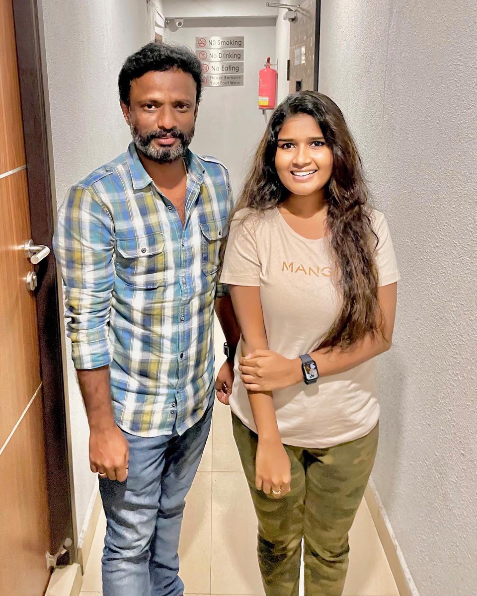 akshayapraba's tweet photo. #EtharkumThunindhavan 
My sincere gratitude to director Pandiraj sir @pandiraj_dir for believing in me and giving me this opportunity also MSRaj sir for moulding my modulations through out the film 
Hope we work soon again 🤗
- Voice of Aadhini #akshayapraba https://t.co/drhpMI7JZC