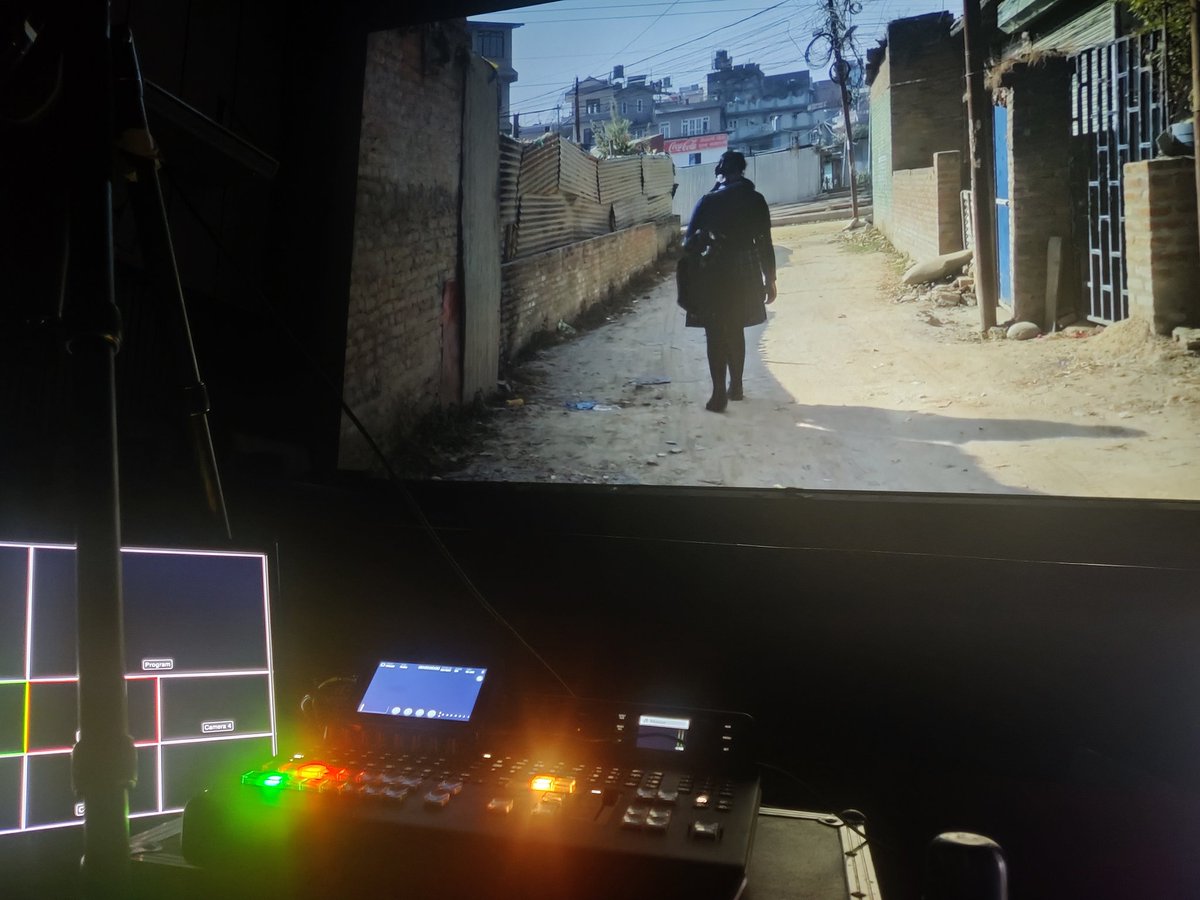 shashankji's tweet photo. Watching short films made by trainees of @npBritish's #CameraSika initiative. It's amazing how much visually literate these kids are!!! Amazing stuff!! https://t.co/bGsTznKznN