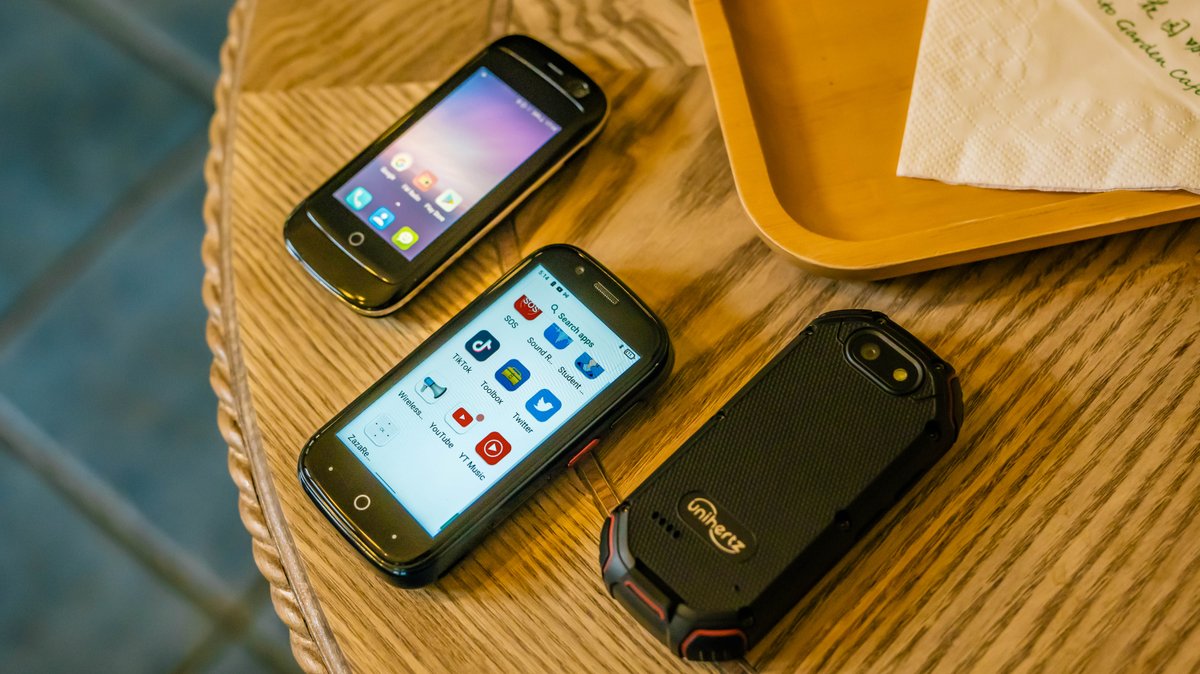 UnihertzJP's tweet image. member's dayもうすぐ来る！ 🎁
好きな商品が割引されてるか気になる？今すぐメールをチェックしましょう! 😜

🛍️ unihertz.com

#unihertz #membersday #クーポン #新しいスマホ