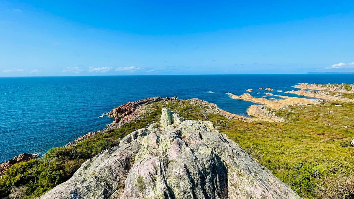 PowerHouseFitG's tweet photo. Rocky Cape National Park @today_tasmania pictures taken by my little Brother, he is quiet the adventurer, how spectacular is the day and the views 💙💙💙💙#visittasmania #tassie #appleisle #oceanviews https://t.co/NkZEj8AuR4
