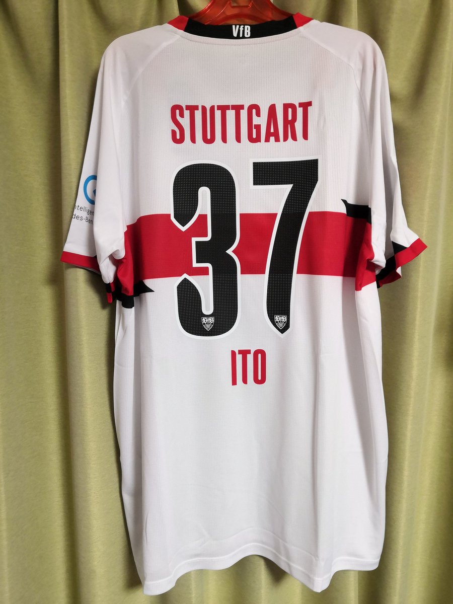 今年購入したユニフォーム48枚目 2021-2022 VfBシュトゥットガルト