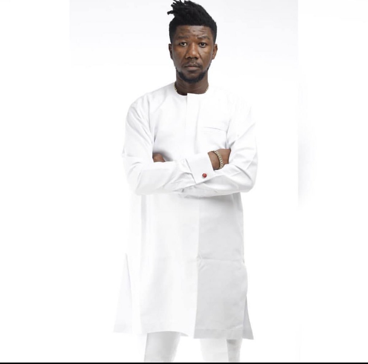 djreuben_'s tweet photo. Legendary @TiCmusicGh Cheers to good life bro🎉 Better late than never. https://t.co/kvEjfJrcQf