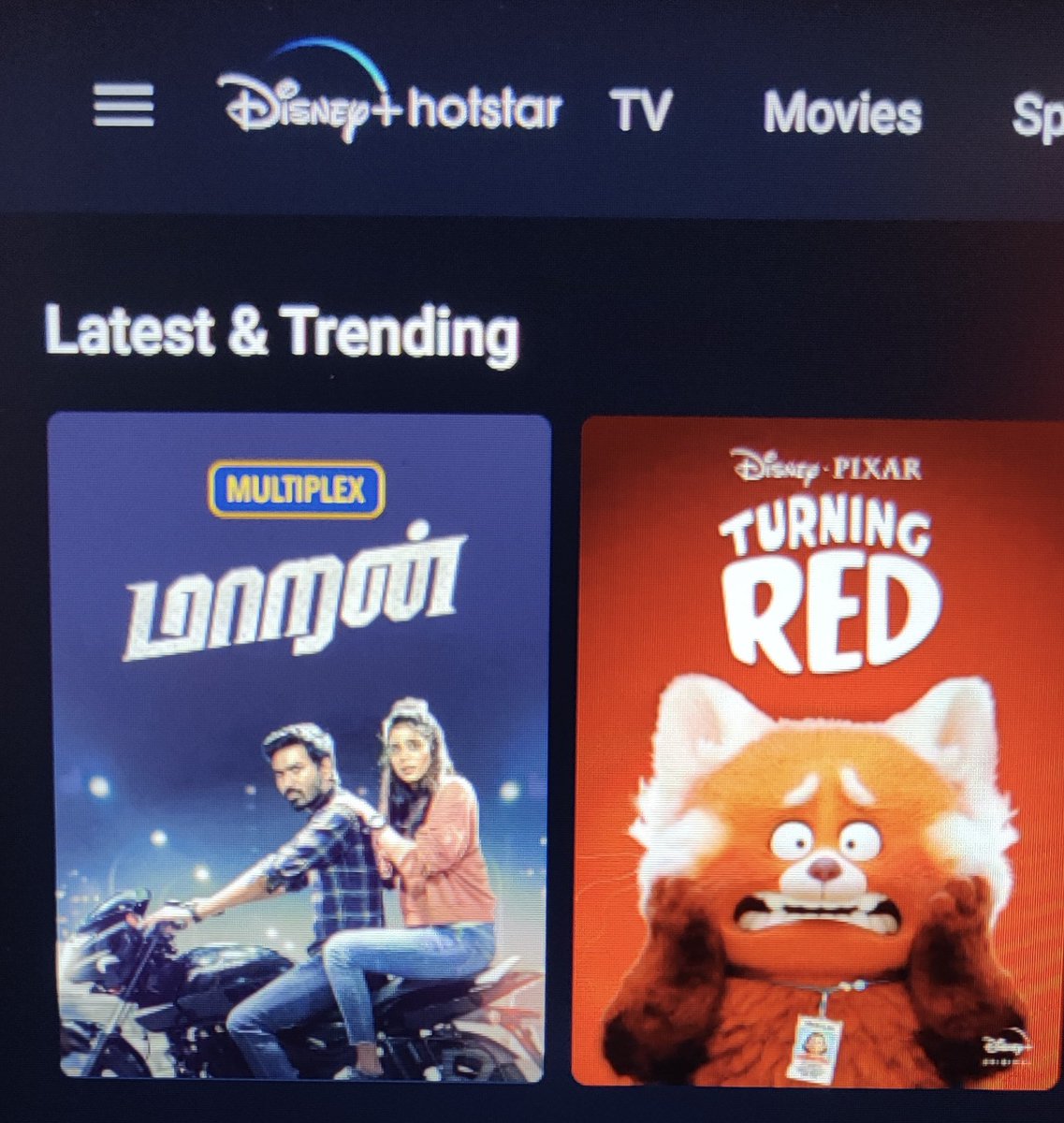 KollyBuzz's tweet photo. #Maaran at No.1 in the Latest and Trending on Disney+ Hotstar.
#MaaranStreamingNow #MaaranOnHotstar @dhanushkraja @MalavikaM_ @karthicknaren_M @gvprakash @SathyaJyothi @thondankani @smruthi_venkat @Actor_Mahendran @KK_actoroffl @Lyricist_Vivek @disneyplusHSTam https://t.co/P6qyO13dEG