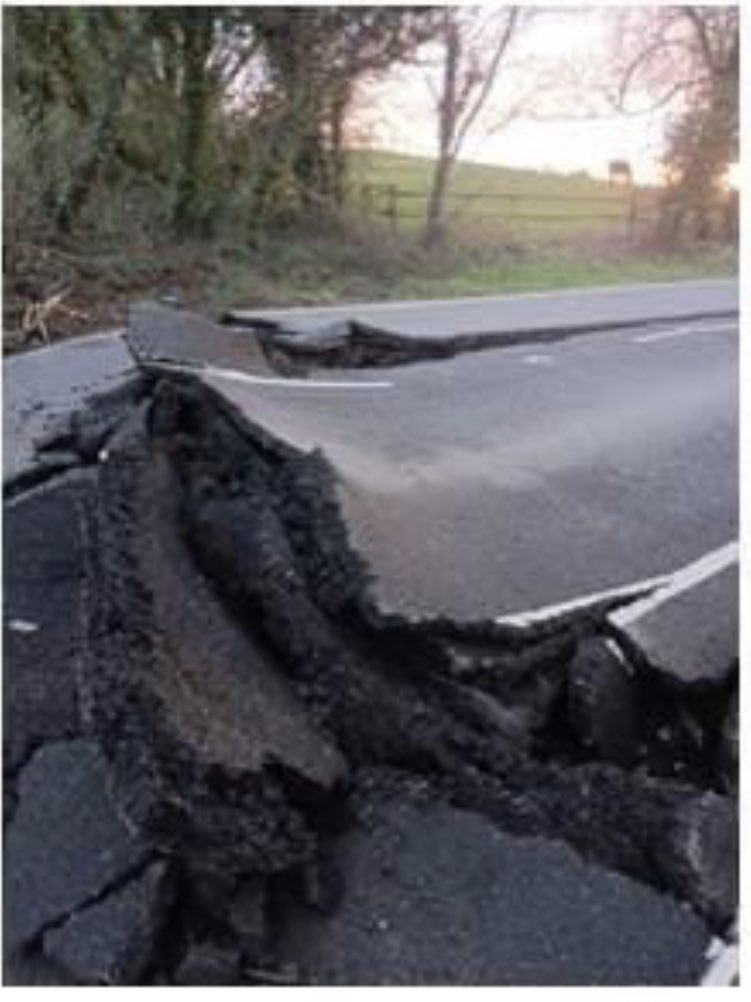 bookmadlady's tweet image. Here’s a little update on the road near me…first two pictures were just after #StormEunice and the last two pictures were two weeks later! I’m guessing they are probably going to open it up as a tourist attraction to earn money for repairs 😱