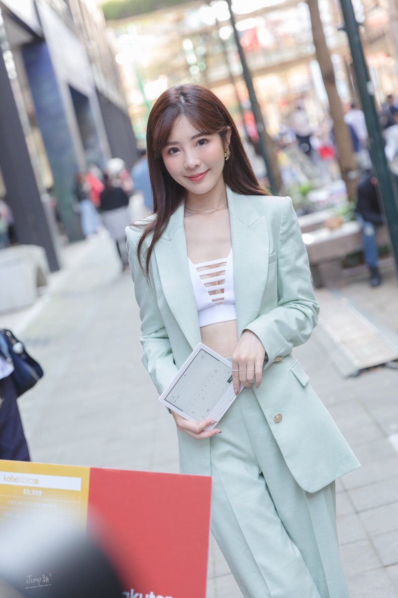 Jump_eli's tweet photo. GQ Suitwalk x KOBO
tiffany綠西裝 全場最亮眼的倪
KOBO紳士市集一日店長

#倪暄 #倪暄Eli  #エリ 
#RakutenGirls #楽天ガールズ
#楽天ガールズ倪暄 #RakutenGirls倪暄
 #樂天桃猿 #野球  #人像 #写真 https://t.co/9kEYGpdLYv