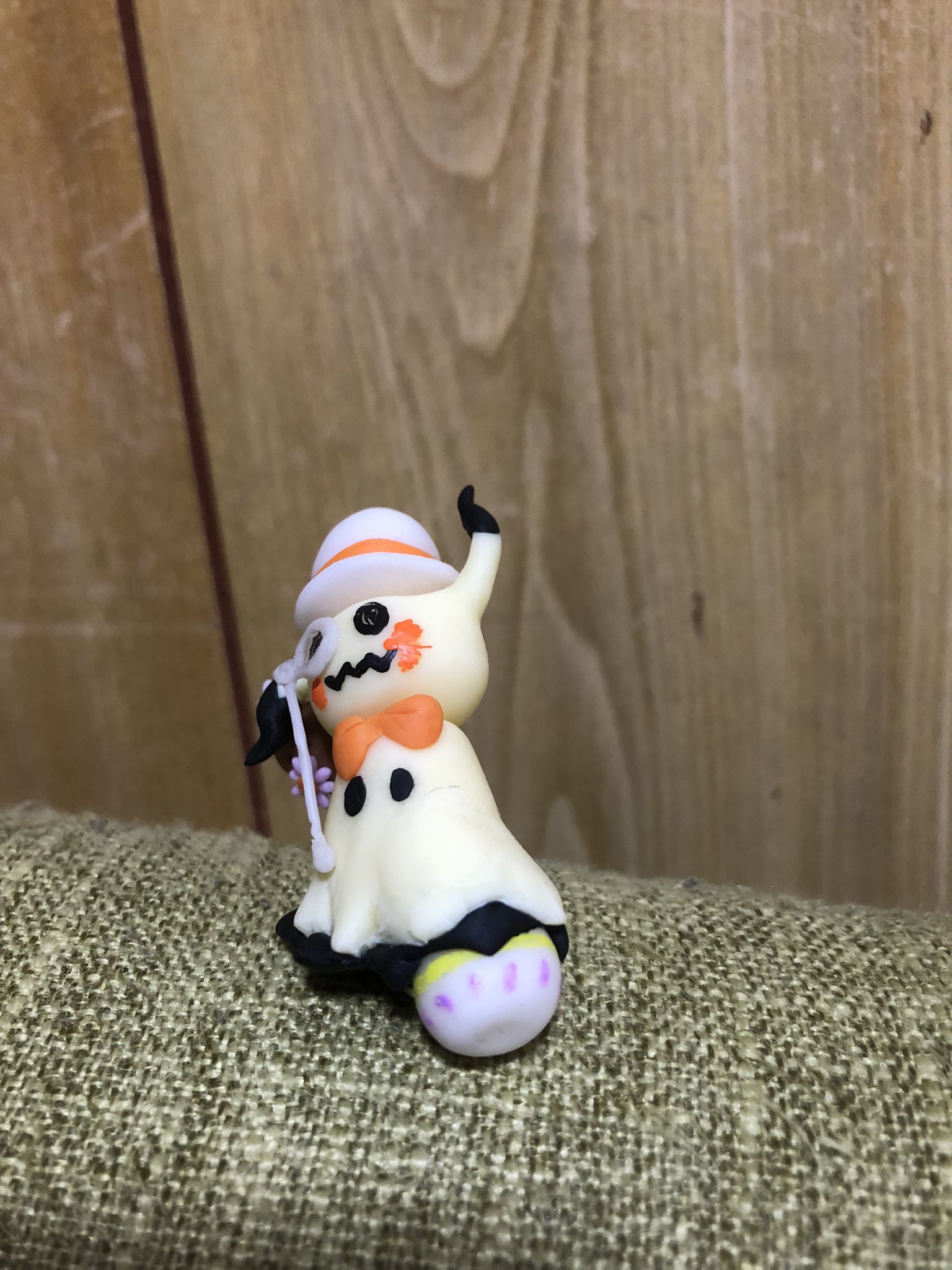 侑希 グレープアカデミー入学 ポケモンイースター22のミミッキュたまごもぐもぐバージョン 3wayチャームの別バージョン イラストが かなりツボだったので作っちゃいました もぐもぐ ミミッキュ ポケモン 樹脂粘土 ポケモンイースター22