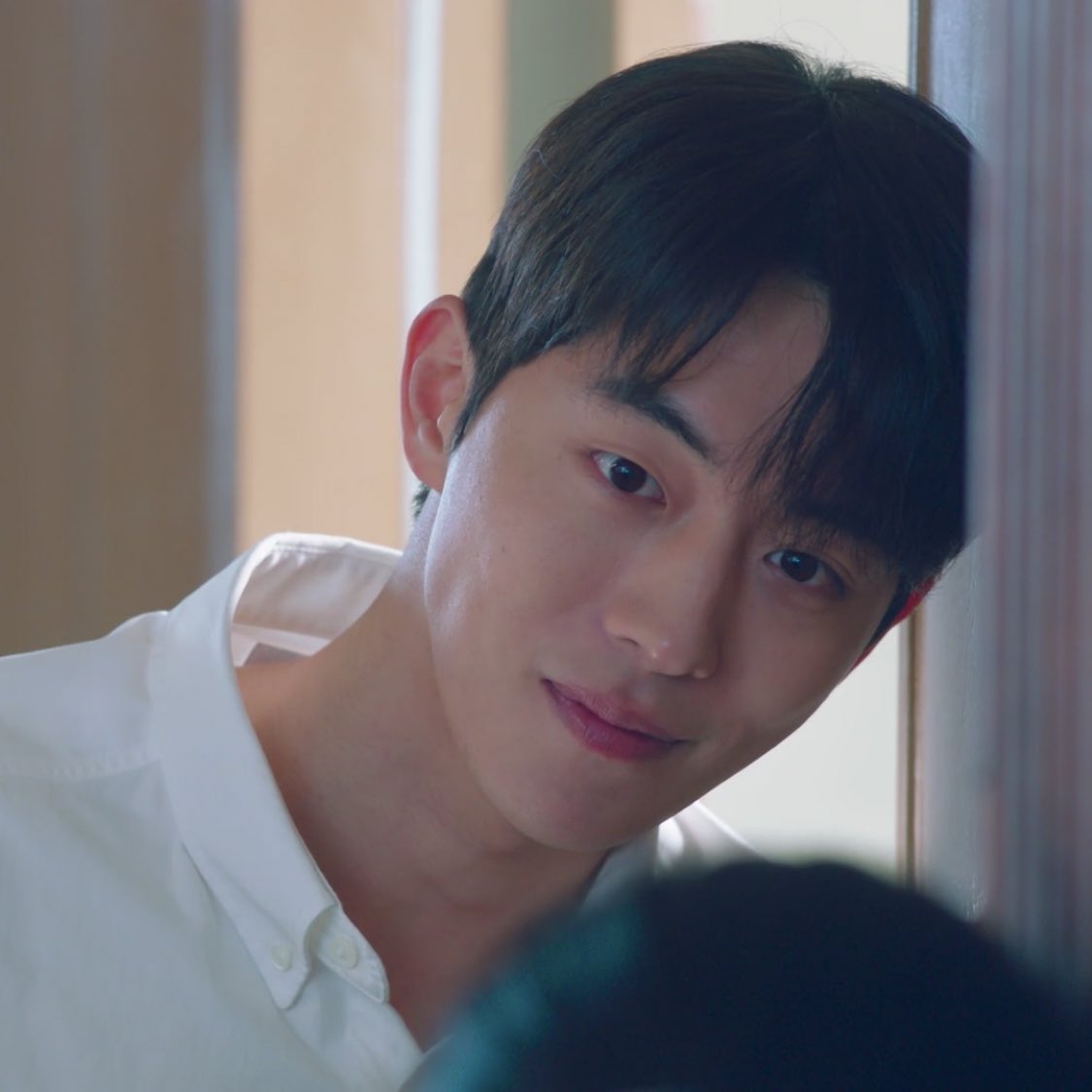 loverdramas's tweet photo. 남주혁 연기 좋은 점 팔만대장경 쓰고싶어
힘 빼고 자연스럽게 한다 생각했는데 회차 지날수록 보니까 톤 조절을 너무 잘함 희도한테 다정할때 걱정될때 구원받을때 금쪽이들 대할때 기자로서 뛰어다닐때 빚 때문에 힘들때 . .
잘하는 캐를 맡았다기 보단 본인이 무르익었다고 봄 https://t.co/4Ctp0GiQVs