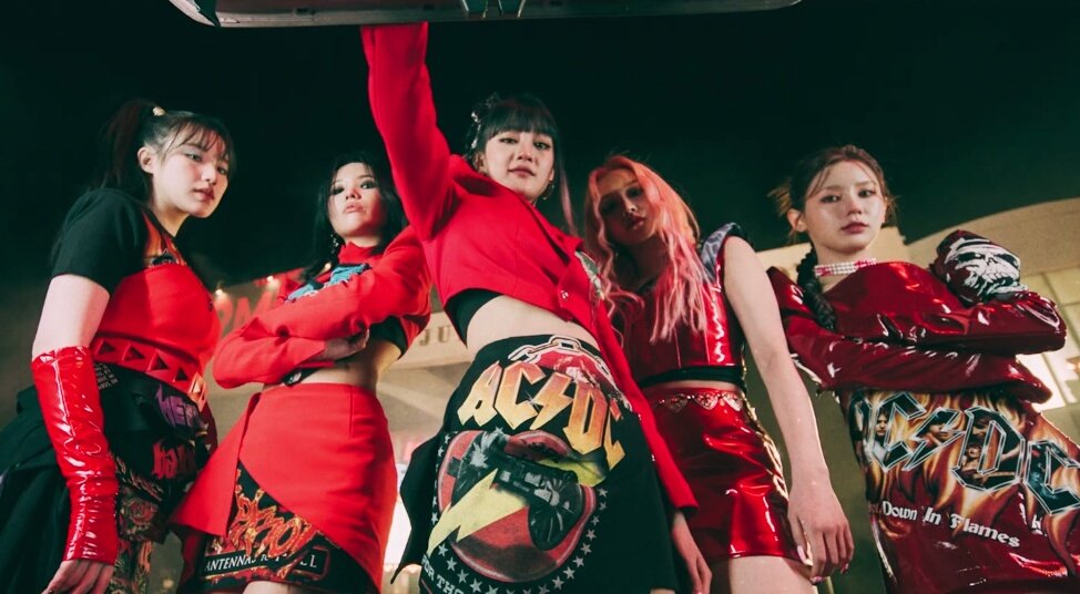 Tomboy стиль. Томбой джи айдл спид ап. K pop группа g idle. Томбой джи айдл спид ап. Буч, дайк, томбой.