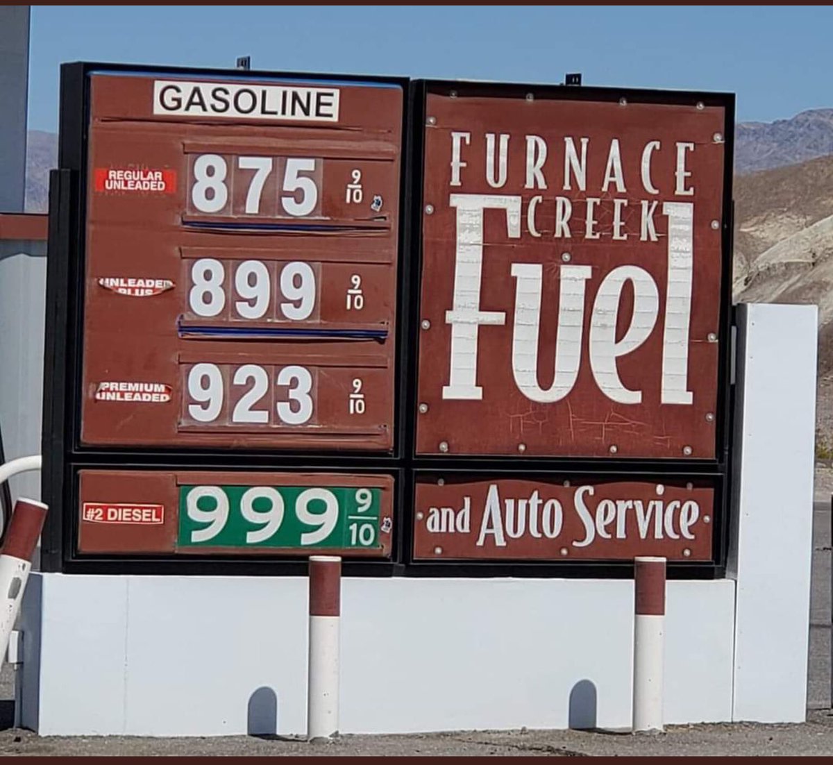 catskinner78's tweet photo. @RealJamesWoods Nah, hold MY beer… Furnace Creek Ca. https://t.co/0DgqlXRK1M