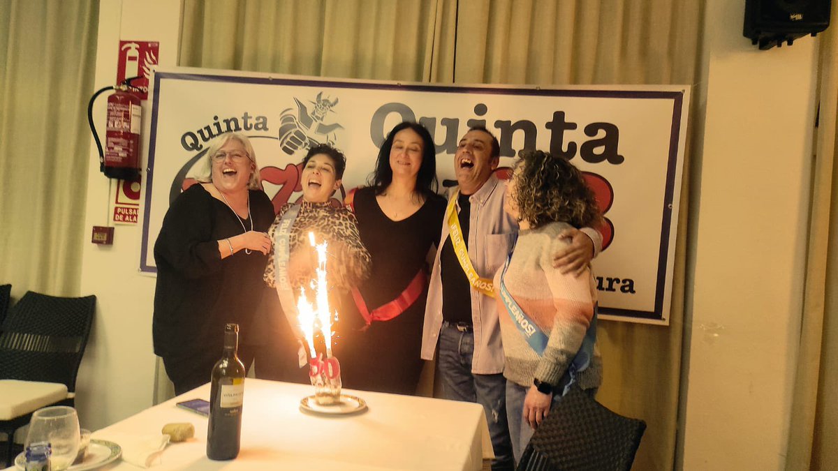 JoseLSaezPastor's tweet photo. Primera actividad conmemorativa de la “Quinta del 72”, dónde celebramos los cumpleaños de l@s compañer@s, compartimos vivencias y anécdotas de nuestras vidas. #Guardamar #Quinta72 https://t.co/kLl04o7L6J