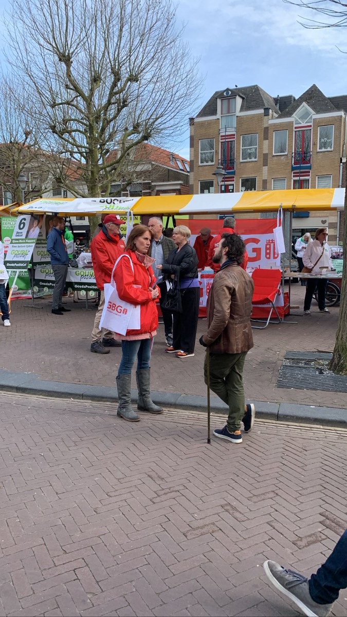 Inwoners in een vroegtijdig stadium betrekken bij de voorbereiding van gemeentelijk beleid. Niet alleen inspreken wanneer de plannen op papier staan maar ook vooraf meepraten. Dat is voor GBG 'De burger Centraal' stellen.