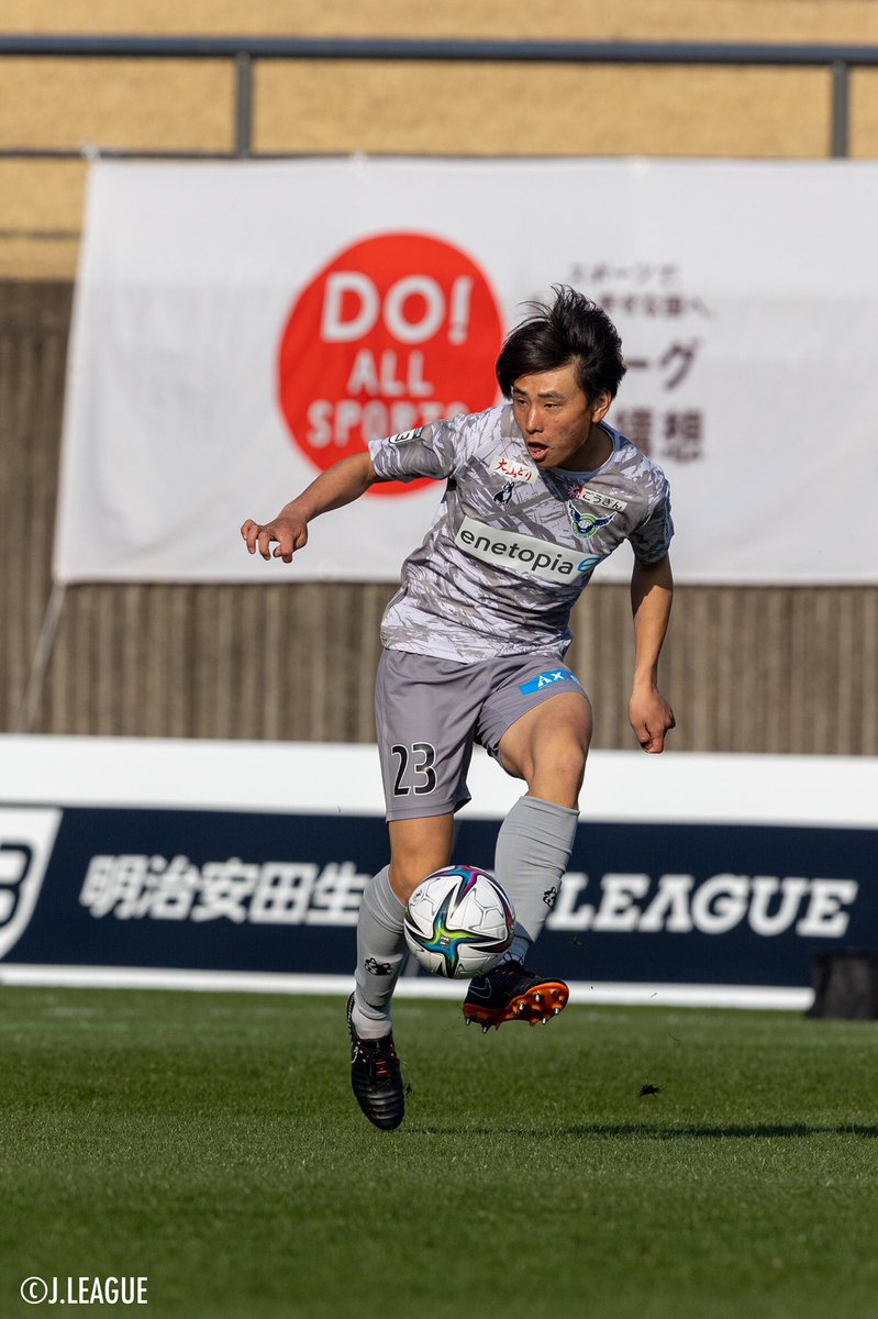 gainareofficial's tweet photo. 【3/12 藤枝戦】
フォトギャラリーを更新しました。

#知久航介 選手はJリーグ初出場・初スタメン、#長井響 選手、#小澤秀充 選手はJリーグ初出場でした。

⏬フォトギャラリーはこちらから
https://t.co/UCoIT9ndS8

#ガイナーレ鳥取 #走ぜる #オールガイナーレ https://t.co/rAOiM8hyGq