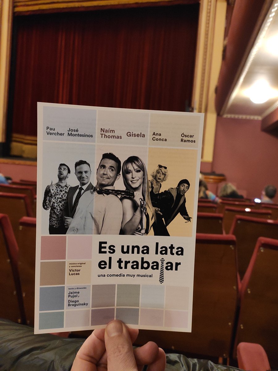 MarRubioSister's tweet photo. Als/les que van a vore un musical i ni canten ni ballen, per favor, que paguen el doble.
Es imposible estar sense moure't mentre escoltes les cançons tan xules de #esunalataeltrabajar #taliaolimpia https://t.co/AWfXmrrrBE