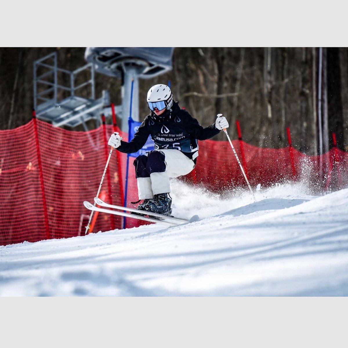 Holy Child Gryphons tweet media