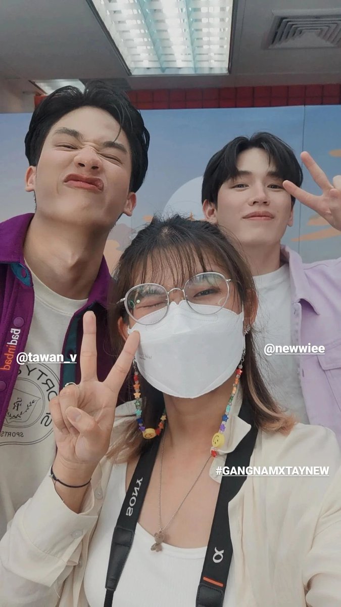 InknknkInk_'s tweet photo. แม่ว่าใช่นะนิววี่😳
#เตนิว #GangnamXTayNew https://t.co/T2MRfAftgs