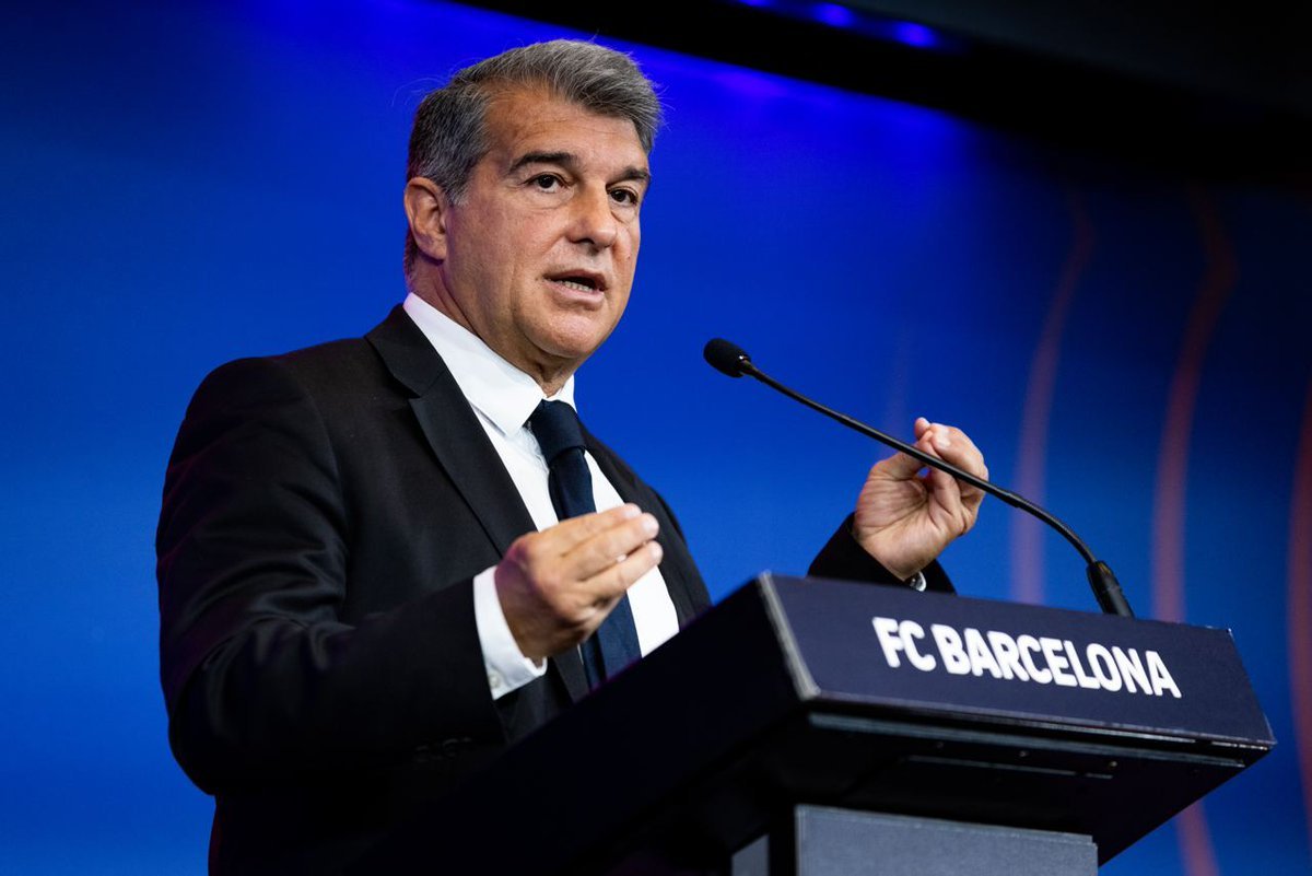 elchiringuitotv's tweet photo. 💣¡ATENCIÓN a LAPORTA!💣

🚨"¿HAALAND? Aunque tuviesemos mejor situación económica, hay OPERACIONES que NO HARÍAMOS"

❌"NO haremos ninguna operación que ponga en RIESGO la INSTITUCIÓN". (Vía Esport3) https://t.co/HB48kGyqfE