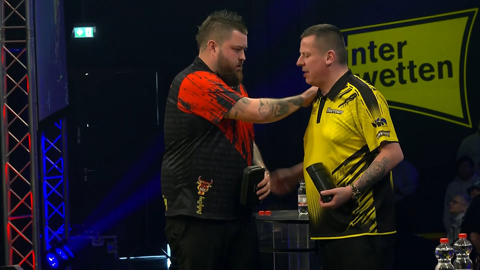 Live Darts on Twitter "𝗕𝗥𝗜𝗟𝗟𝗜𝗔𝗡𝗧 𝗙𝗥𝗢𝗠 𝗕𝗨𝗟𝗟𝗬 𝗕𝗢𝗬 🔥 Michael Smith
