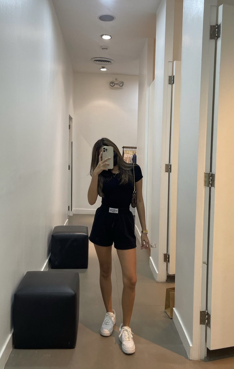 wearquarto's tweet photo. productive sundays ft. BTS PTD 💜💖 https://t.co/VS9FfHfY8c