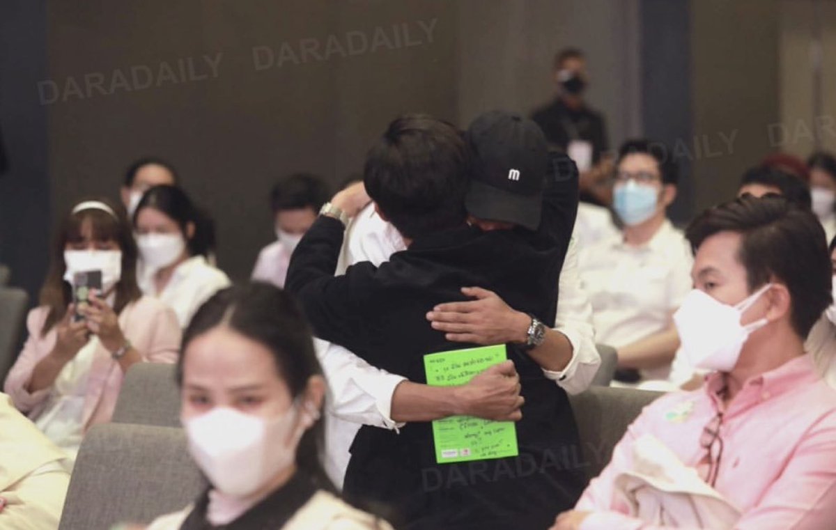 MapRanG_ma1's tweet photo. ฮรืออเป็นอีก 1 รูปที่อยากเห็นมากที่สุด🤍

 #แตงโมต้องได้รับความยุติธรรม https://t.co/ippnLD8fgg
