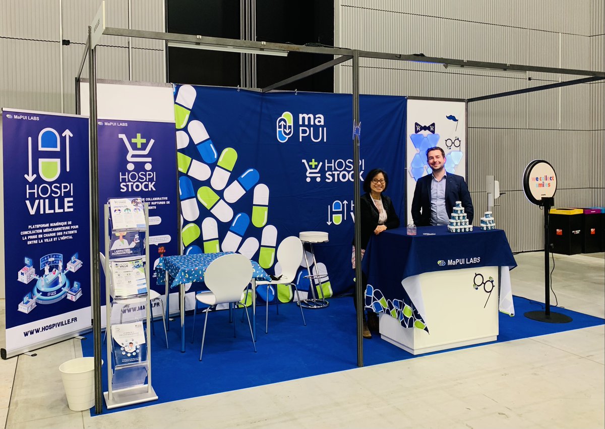 _mapui's tweet photo. Ça y est, nous voilà au congrès de la SFPC ! 🤩
Cette 19 ème édition  à Strasbourg a pour le fil conducteur :
💊 Les soins pharmaceutiques : au carrefour de la prise en charge du patient 💊
Rdv au stand numéro 1 avec les numbers one de la conciliation médicamenteuse 😉 #sfpc2022 https://t.co/oG0buhM2J9