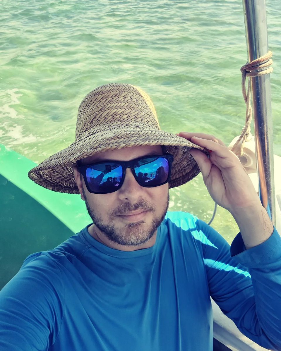 PaulinhoGoetze's tweet photo. Já tô de volta a Salvador, mas vai ter foto desse paraíso a semana toda!
Boipebe-se comigo! 😉
#boipeba #ilhadeboipeba #cairu #Bahia #sol #mar #praia #morere #moreré https://t.co/bsMQ6kUhjM