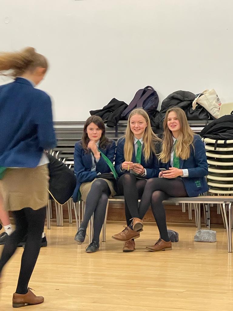 KewHouseScience's tweet photo. Year 10 Girlsβ Physics Tournament on International Womenβs Day: Experimental Challenge, Escape Room and Calculations Race. Fantastic participation - well done to the KHS team! #KewHouseSchool #KewHouseScience @KewHouseEnrich https://t.co/u1NeqFSNwf