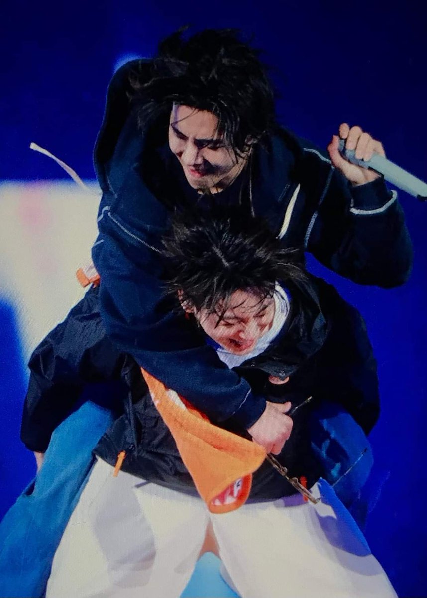 gisselle_KIMs's tweet photo. Same vibe. Same energy. π
@inc_sep
#PTDLiveViewing
#TAEKOOK π
#BFMBestForMe
#ThankyouBTS https://t.co/hYxrm4KnhQ