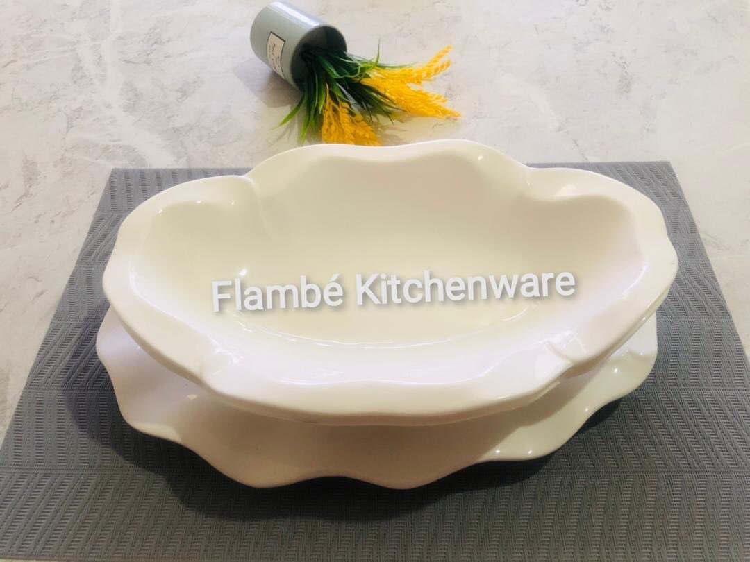 Flambkitchenwa1's tweet photo. Some lovely platters here. You can buy singles or sets. Please call/app on +263782720776
Visit showroom at 
Suite 1 Elendon Flats
Samuel Parirenyatwa St
Btwn 12th and 13th Ave
Bulawayo 🇿🇼
#RedMarketSunday @iMisred @redmarketsunday https://t.co/k4nNFzekz3