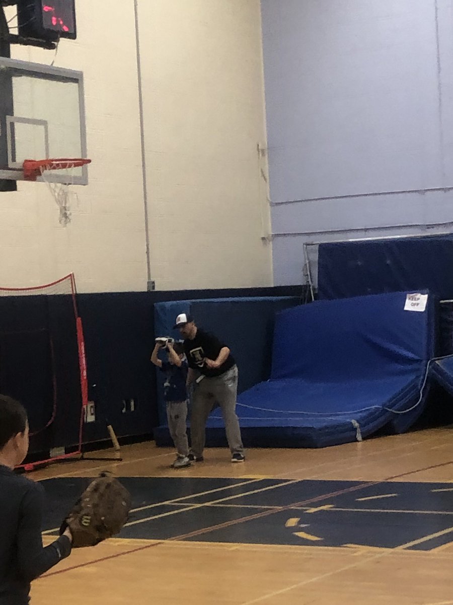 needham_base's tweet photo. Defensive clinic โ
. Our mini Rockets were flying all over the gym yesterday as each one got better at throwing and catching the baseball. These guys keep working hard! #minirockets #babyrockets #futurerockets https://t.co/e52zNG67yQ