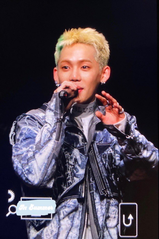 InSummer_421's tweet photo. 0313 프리뷰

#최현석 #현석 #쌧별이 
#CHOIHYUNSUK 
#TREASURE  #트레저 https://t.co/1nkdjeQqGI