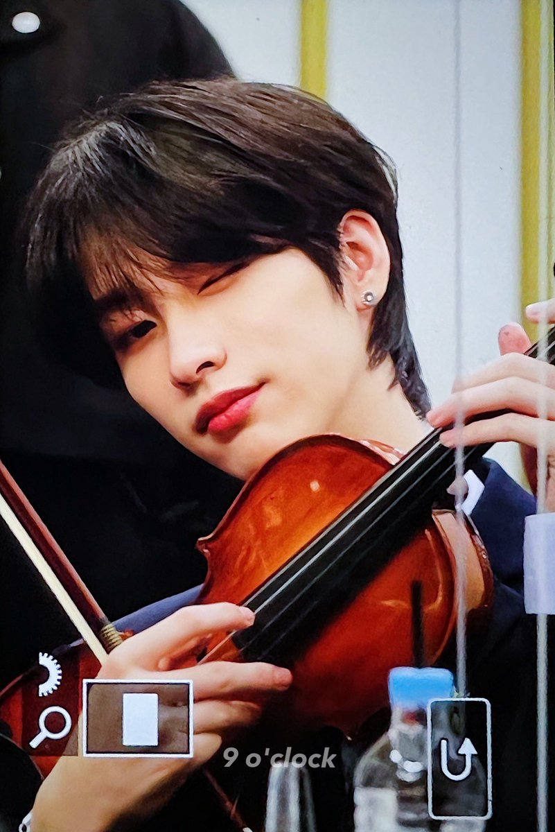 9oclock1213's tweet photo. 220313 #나인 preview

#OnlyOneOf #온리원오브 
#NINE @OnlyOneOfmember https://t.co/mekKVOAngz