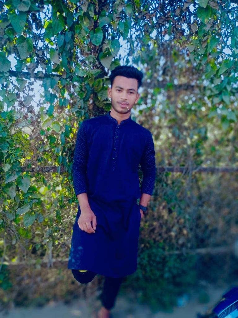 Shafi07933060's tweet photo. Whom I Went to love😘
She hated me💔🥀🙂 https://t.co/7lcgnvJhUI