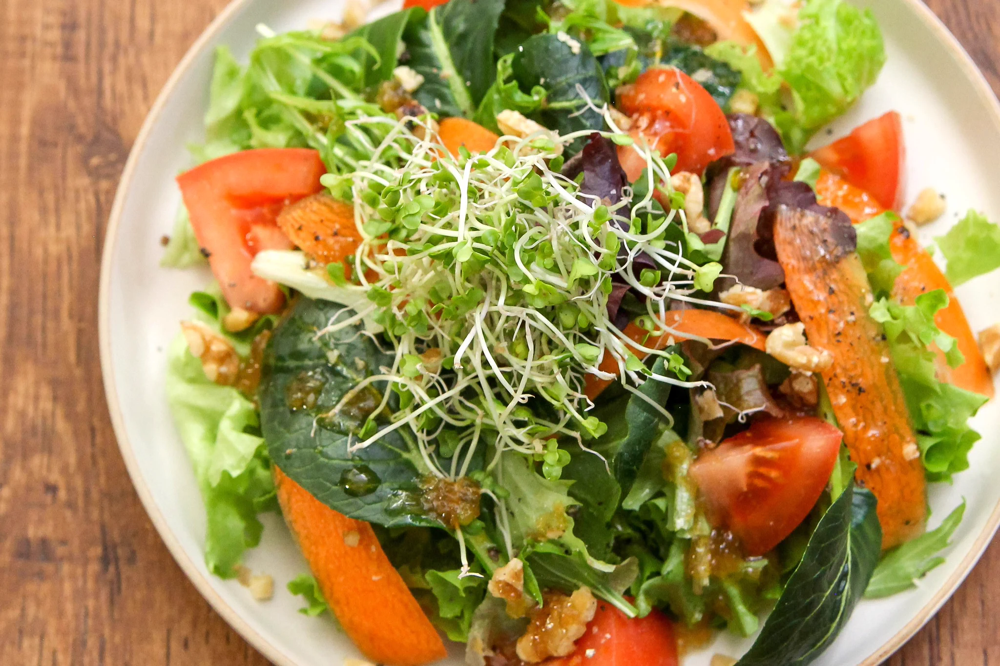 毎日でも食べたくなる味に仕上がる？！新玉ねぎを使った「ドレッシング」レシピ！