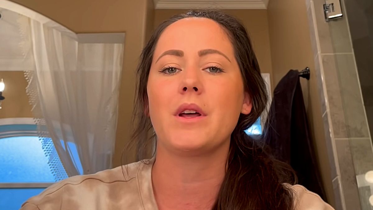 Monsters & Critics: Teen Mom 2 alum Jenelle Evans shares medical diagnosis after years of pain, searching for answers https://t.co/mIfjr4AieI #crime #news https://t.co/w19svVTsam