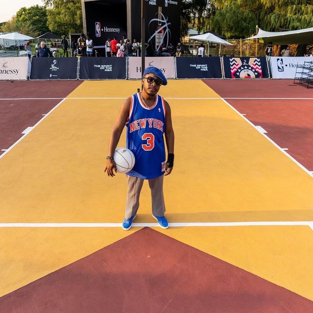 YOMZANSI Sneakers tweet media