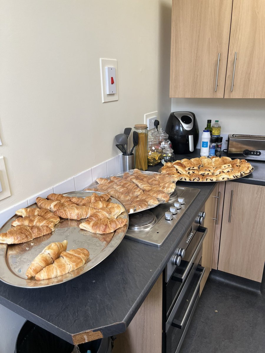 StBonifaceHouse's tweet photo. Early start in St Boniface getting ready for Paintball. Breakfast in house brought back memories of lockdown. Boys loved it today, no problem getting up early. Thank you catering team.  @WSBoarding @Warminster1707 @Warminster1707 https://t.co/DGnLGTa5BW