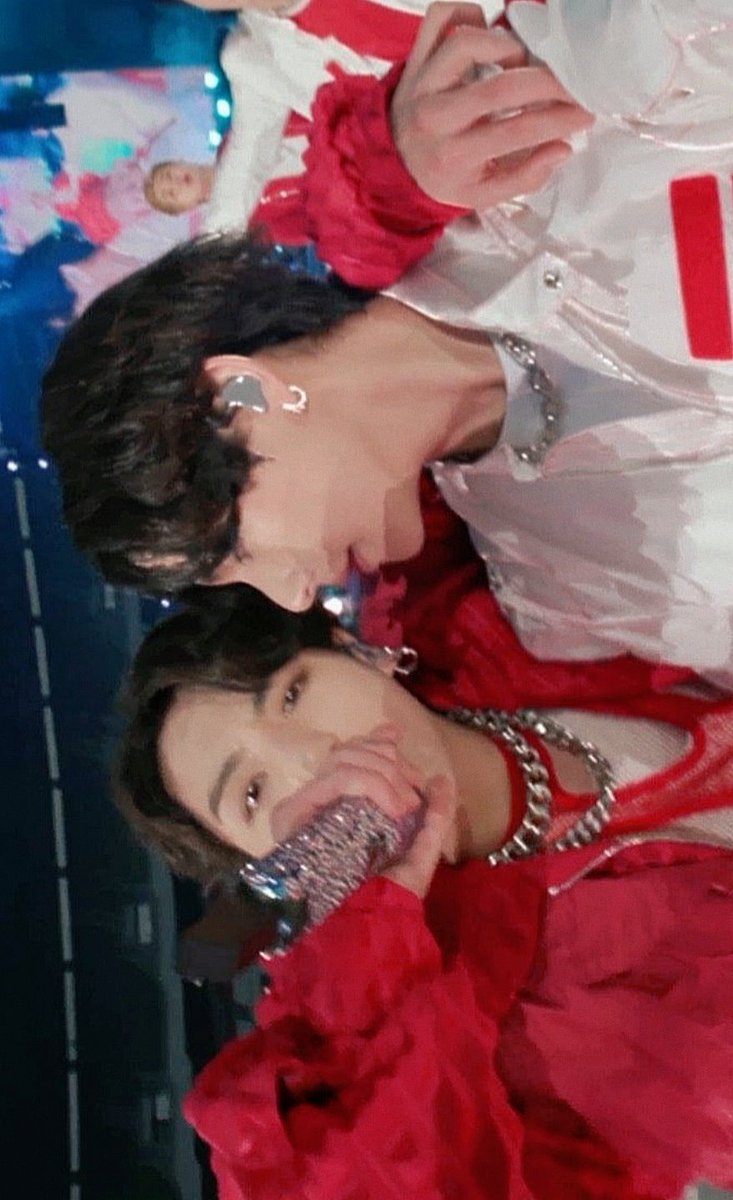 minikookv's tweet photo. wow.. https://t.co/G6IY9vwNNg